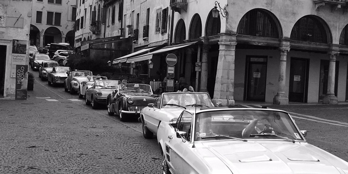 visita guidata in auto epoca vintage